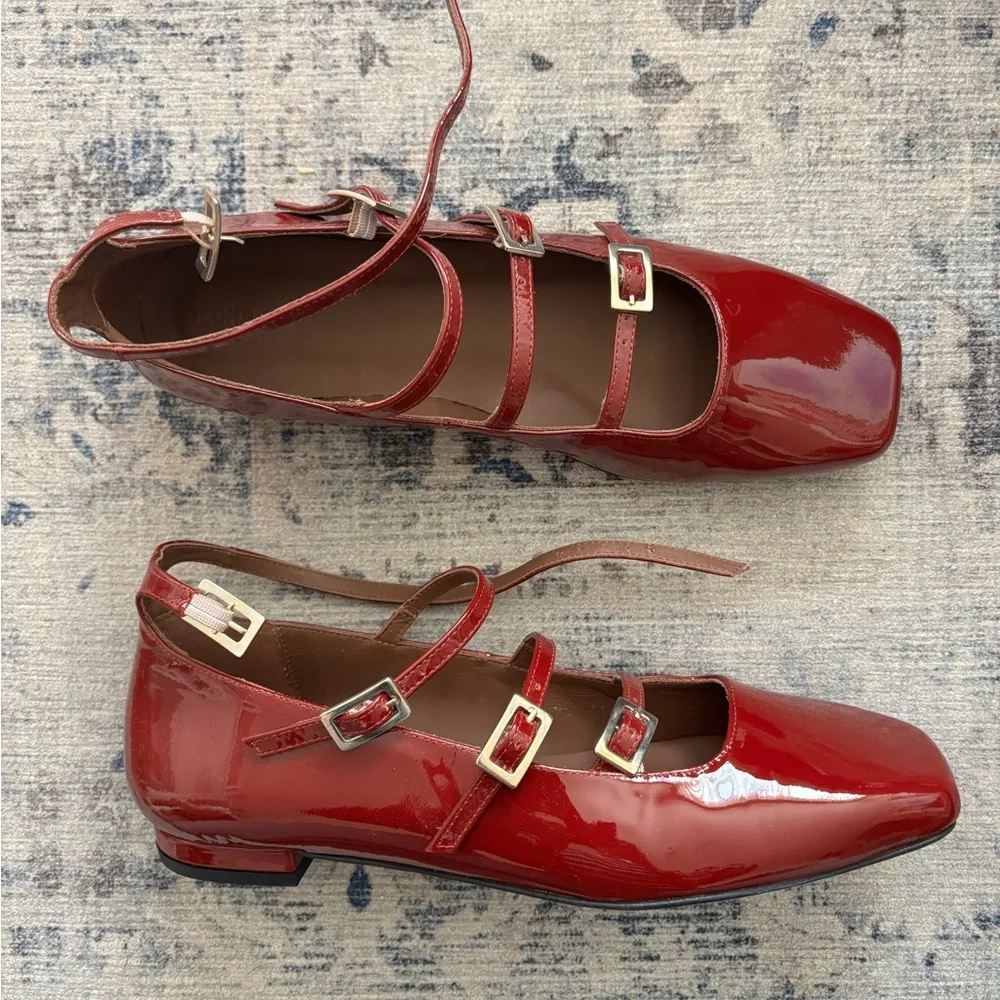ALOHAS Burgundy Patent Leather Flats - Picture 2 of 7